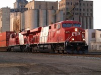 In the fading last light of the day I catch a pair of Olympic Gevo's on CP 105. It was 8:57pm when I logged the tail end of CP 8873 - CP 8870 and their 72 platforms by me. 