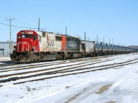 SOO 6038+ HLCX(ex SP) 6341 pull CP 627-002 through Woodstock