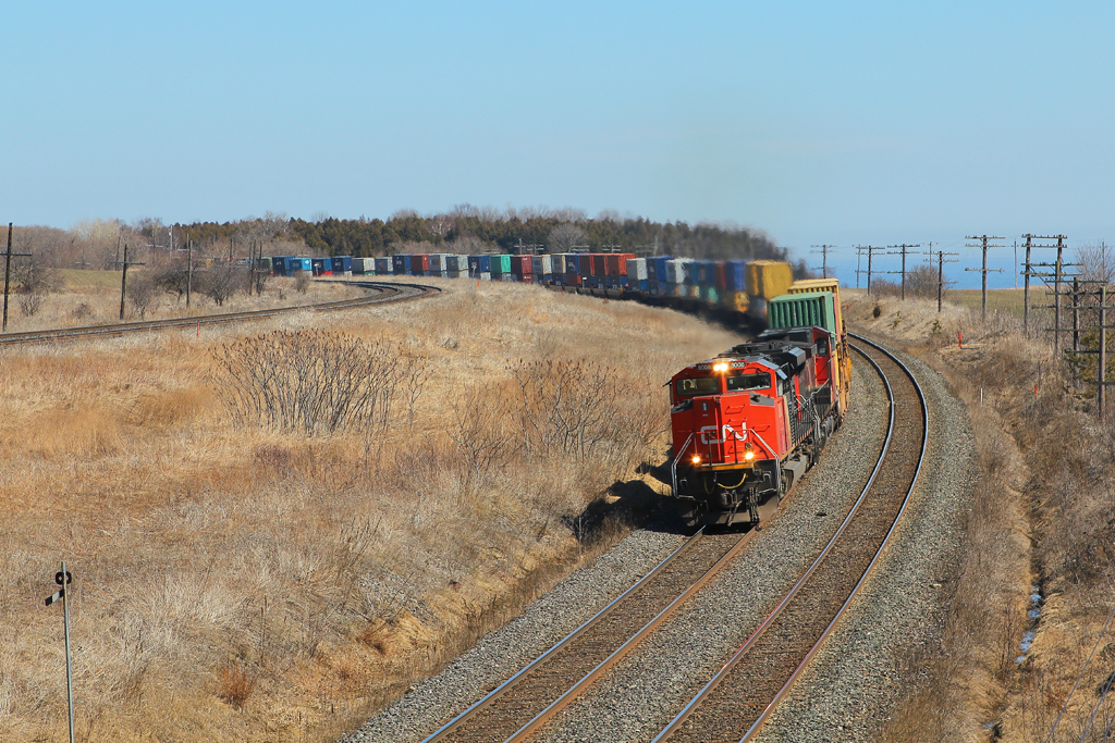 CN 149 spans the bend at Lovekin in great afternoon light.