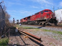 CP 118 passes Bartlett ave.