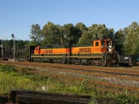 BNSF 3450 and 1724 come back to the BNSF yard just outside of Vancouver.