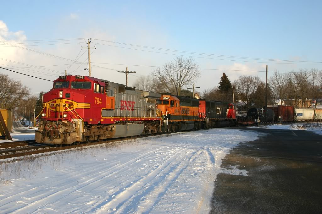 CN 399 gets rolling westward on the Dundas sub, after a series of delays which included: Stalling on the Dundas Hill, obtaining a new lead unit from CN 148, wyeing the power at Bayview and a recrew