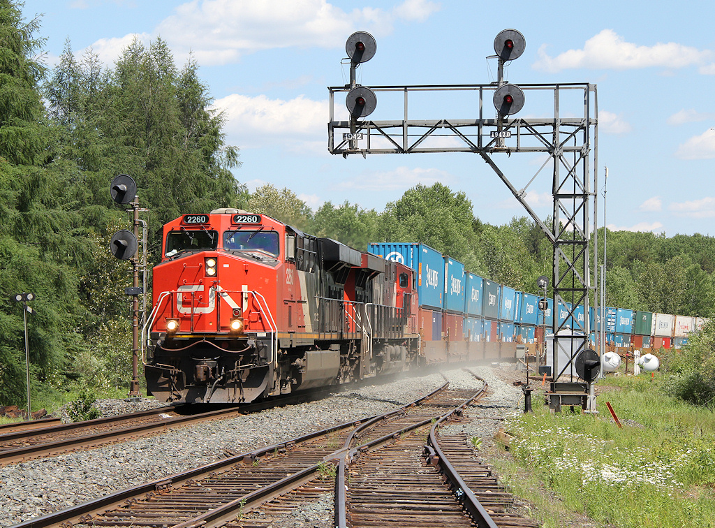 mile 194 of the Ruel Sub, CN Q11131 04 rolls through the East end...