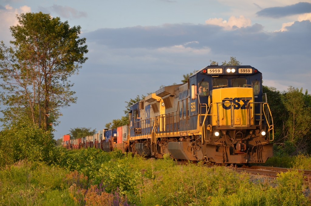 CSX 158, the Maersk stacks, approaches Valleyfield, QC