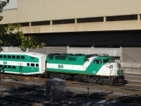 GO Transit F59 #564 powering a westbound GO train out of Union Station.