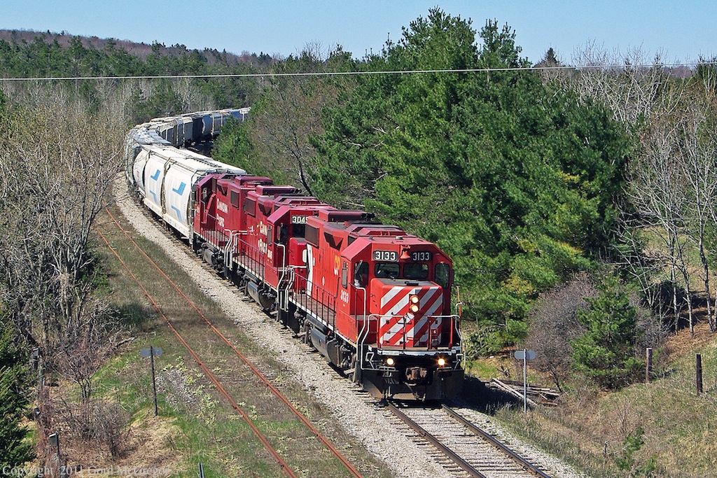Several weeks after starting a new AM schedule T08 is seen rounding the curve at Pontypool.