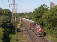 CP 140 speeds through Rosedale with a 422 close behind