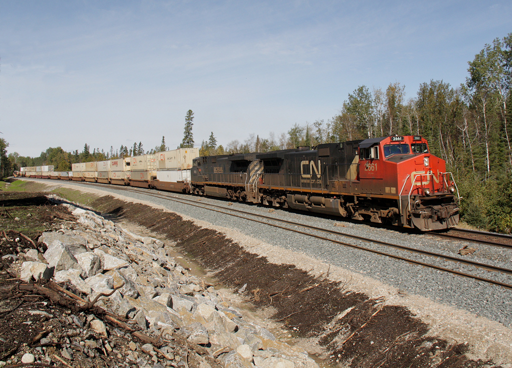 CN Q11451 10 - CN 2661 E rolls through the new siding extension at Caramat, mile 79.7 of the Caramat Sub.