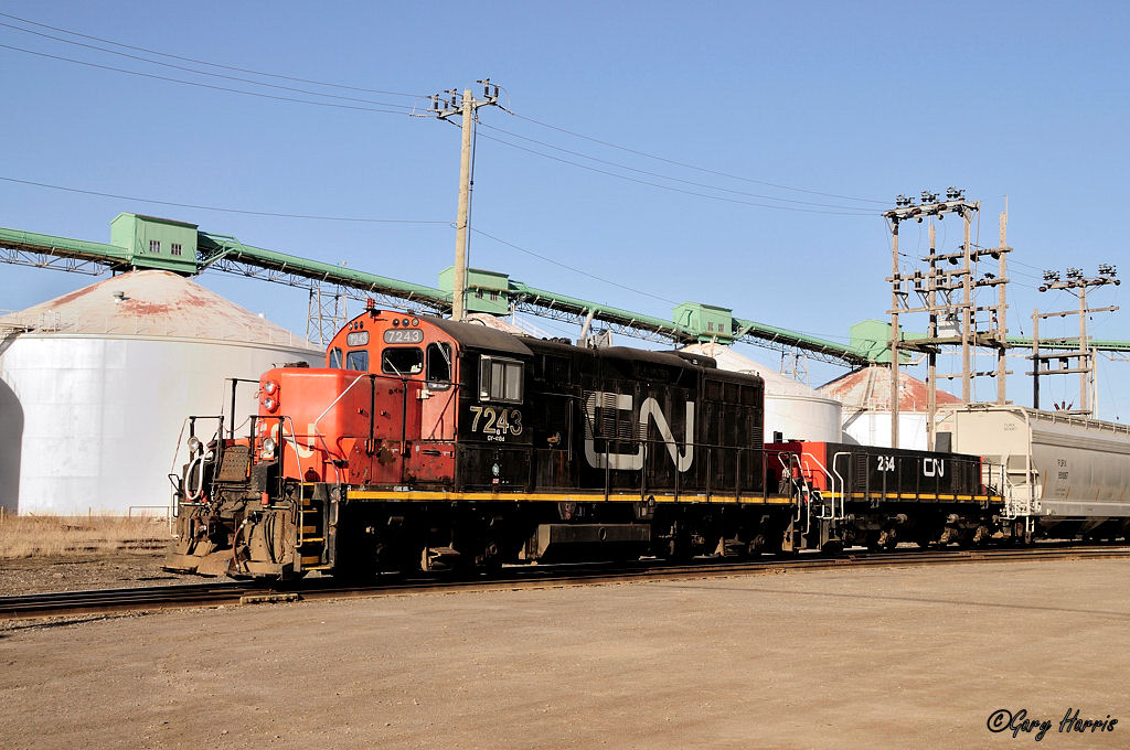 CN 7243 Switching at Canada Malt.