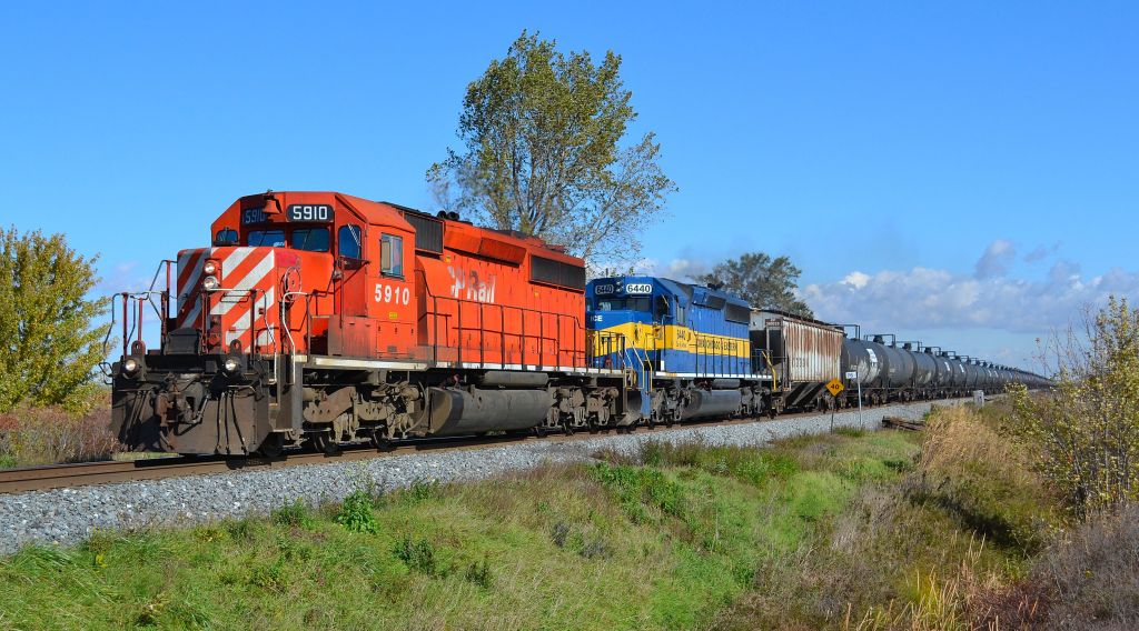 CP 627 led by CP 5910 & ICE 6440 heads westbound towards Windsor with this empty ethanol train.
