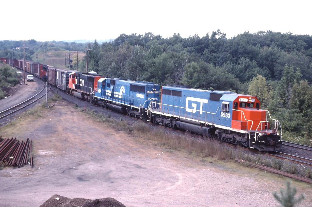 CN 382 rolls through Hamilton West with a colourful lashup