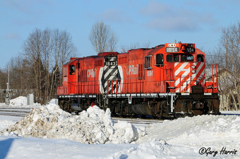 CP 1643 & 1694 Heading down to Bowater to Switch.