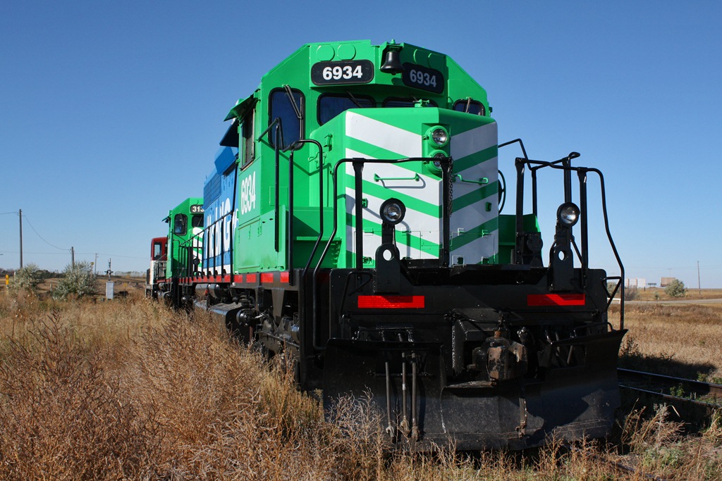 MGLX/LMR 6934 former WC SD40-3 6943 GCFX 6064 and CN SD40 5112 in new paint along with ex-kcs 3130 and MET 605