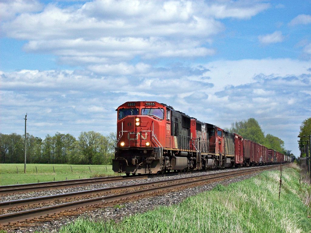 CN 5605 pulls a mixed freight east of Napanee Ontario