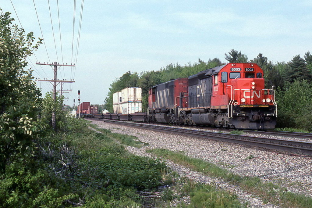CN 107 coasting slowly downhill for a meet.