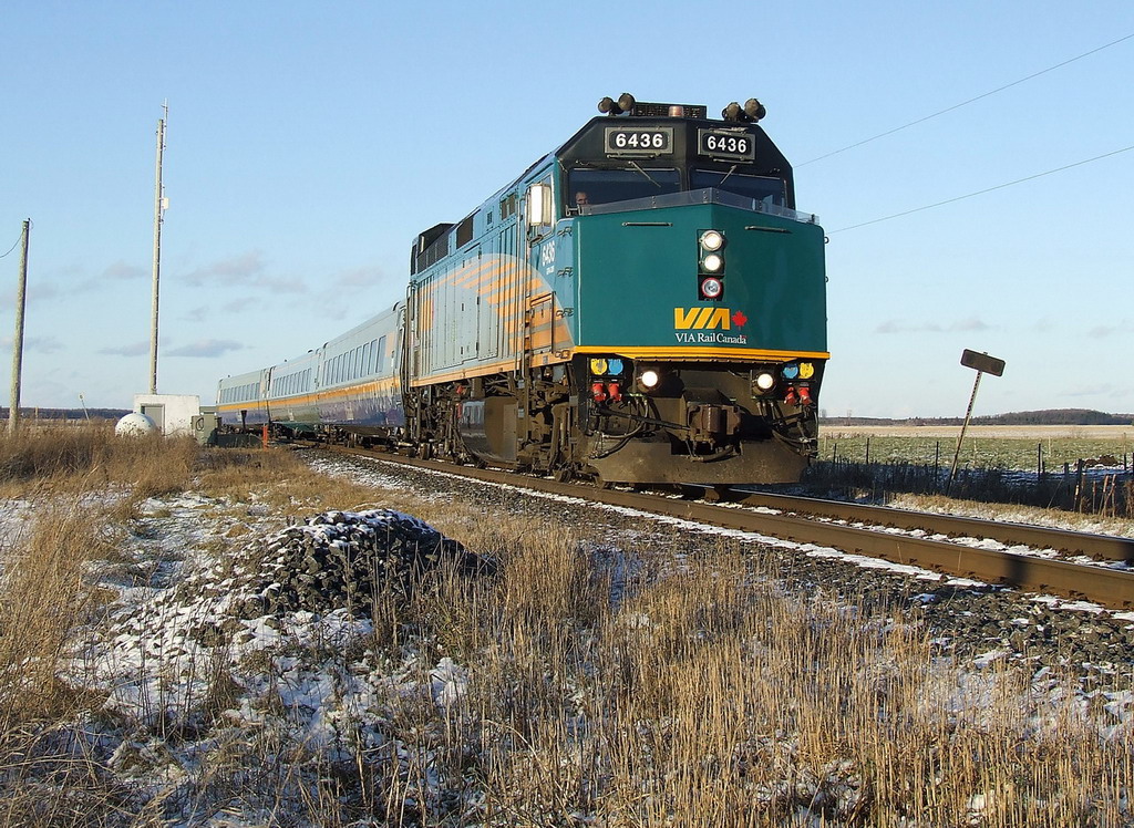 VIA 25 takes off after a meet.