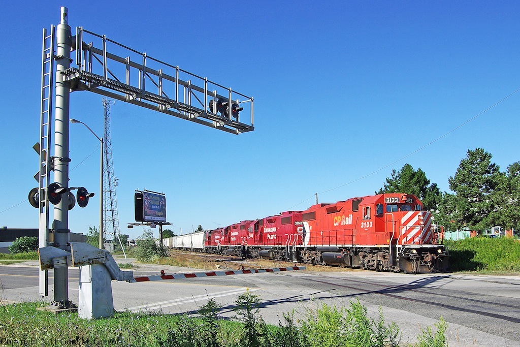 The Havelock is one of very few trains that depart from this side of the yard at Agincourt.