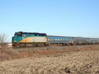 Normally only a 2-car train, VIA 85 has an extra coach for holiday travellers as it covers the last few miles of its journey to Sarnia.