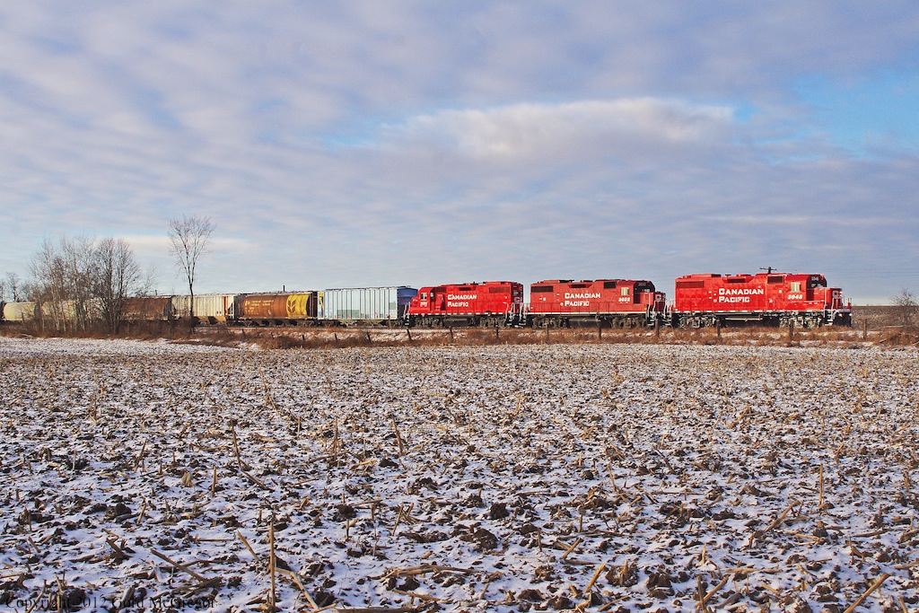 Now were talking!The new Havelock consist 3048,3032,3111 rolls into whats left of the morning sun in Locust Hill with freshly rebuilt and repainted units in both lead positions.