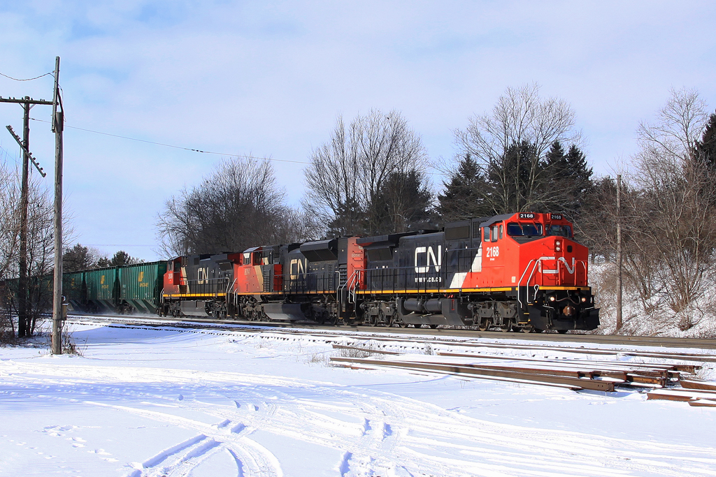 CN 2168 leads 148 through Copetown, Ontario with priority container traffic in tow.
