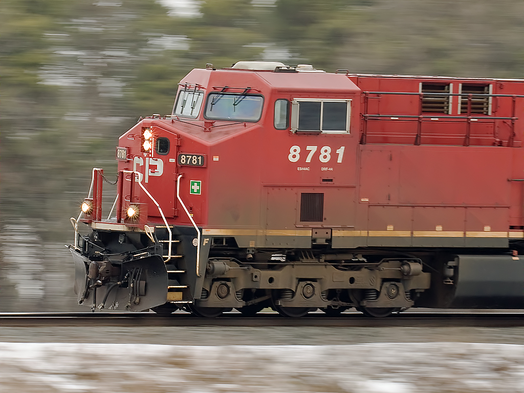 PAnned westbound near Galt