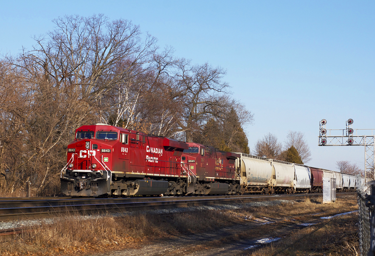 CP 245 works Lambton Yard, currently in the process of lifting 39 for the headend.