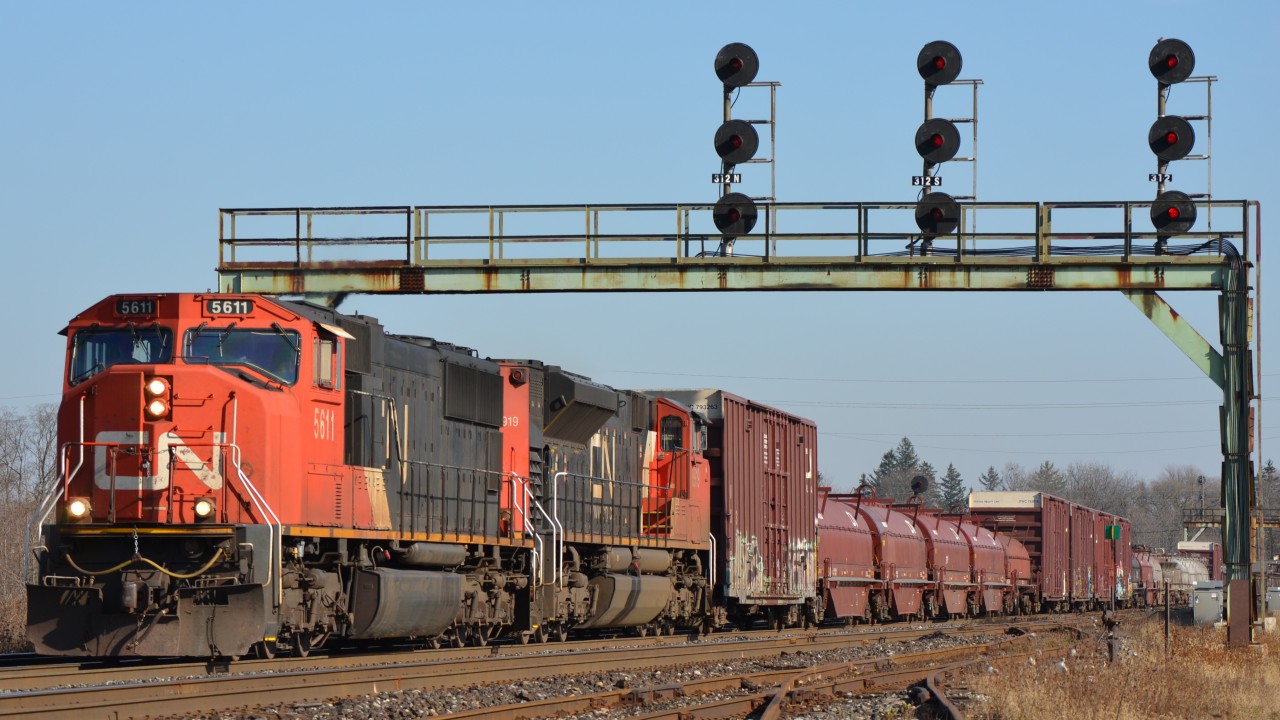 Westbound through Paris Junction