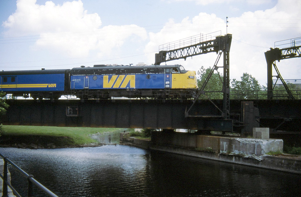 VIA 57 passing the Canal Lachine on its way to Toronto.