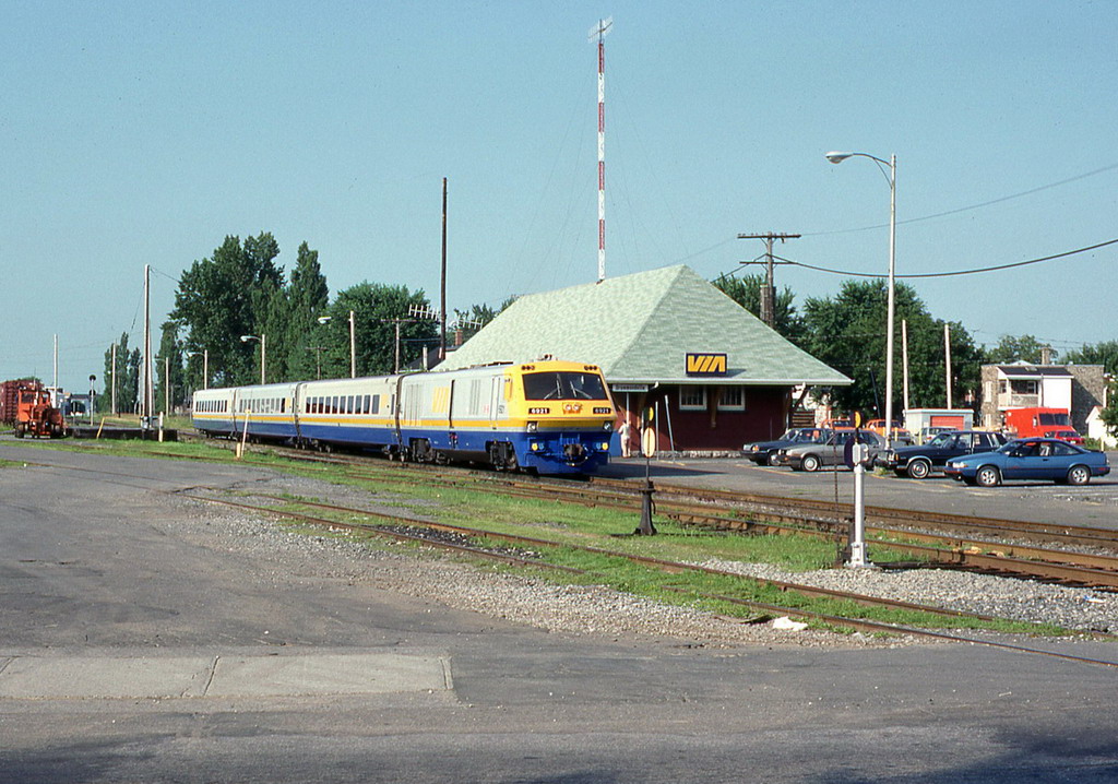 VIA 20 1h05 after having left Mtl.