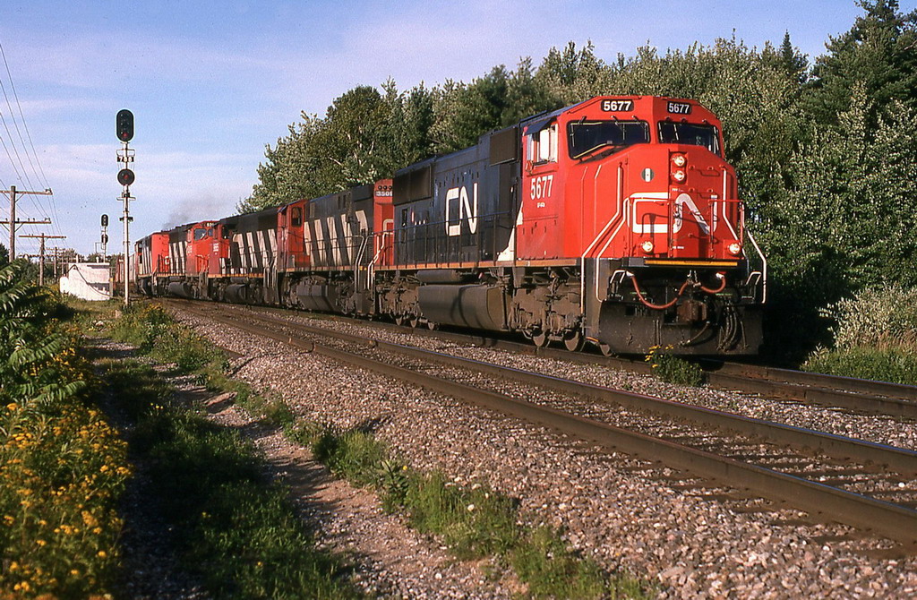 CN 391 taking the hole for the 2 evening VIAs,26-27.