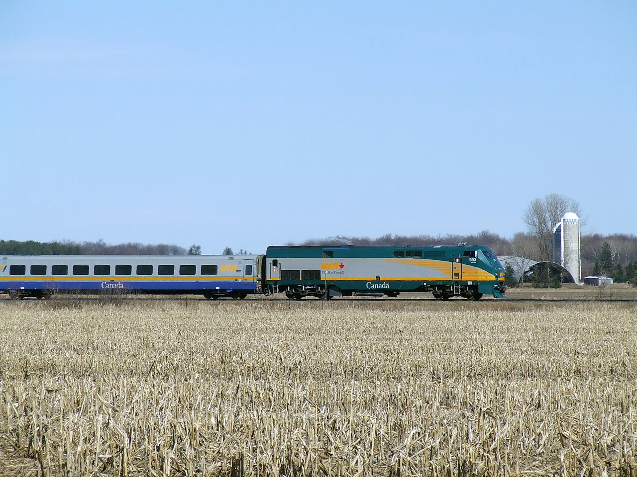 VIA 25 with 903 leading.