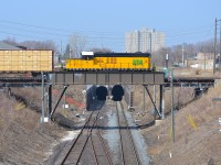 ETR 108, a GP9, heads eastbound towards the CP Windsor Yard and passes over the Detroit Windsor rail tunnel entrance.