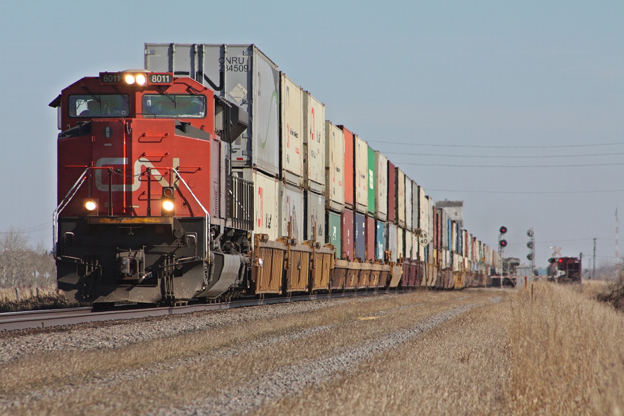 CN 8011 with 113 and IC 2721 at Rivers Manitoba.