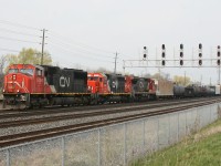 CN 435 arrives at Oakville to set out 9 cars with CN 5734, GTW 5934 and CN 2134