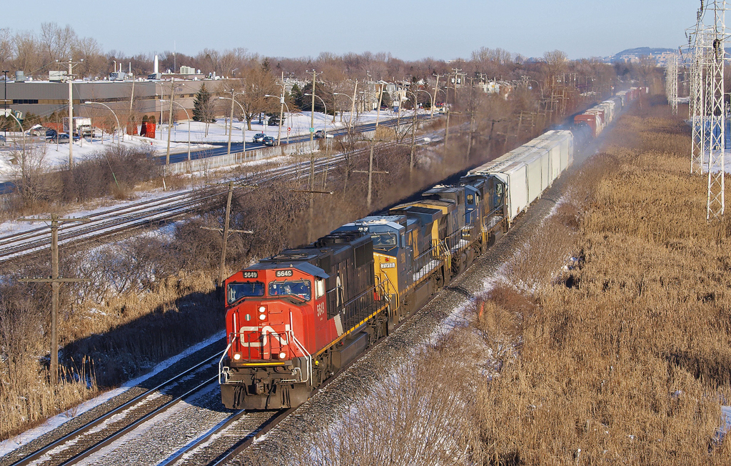 CN SD75I with CSX combinations.