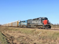 GEXR 432 breaks the still morning silence as it hammers up the grade into Rockwood with GEXR 9392 and GSCX 7369.