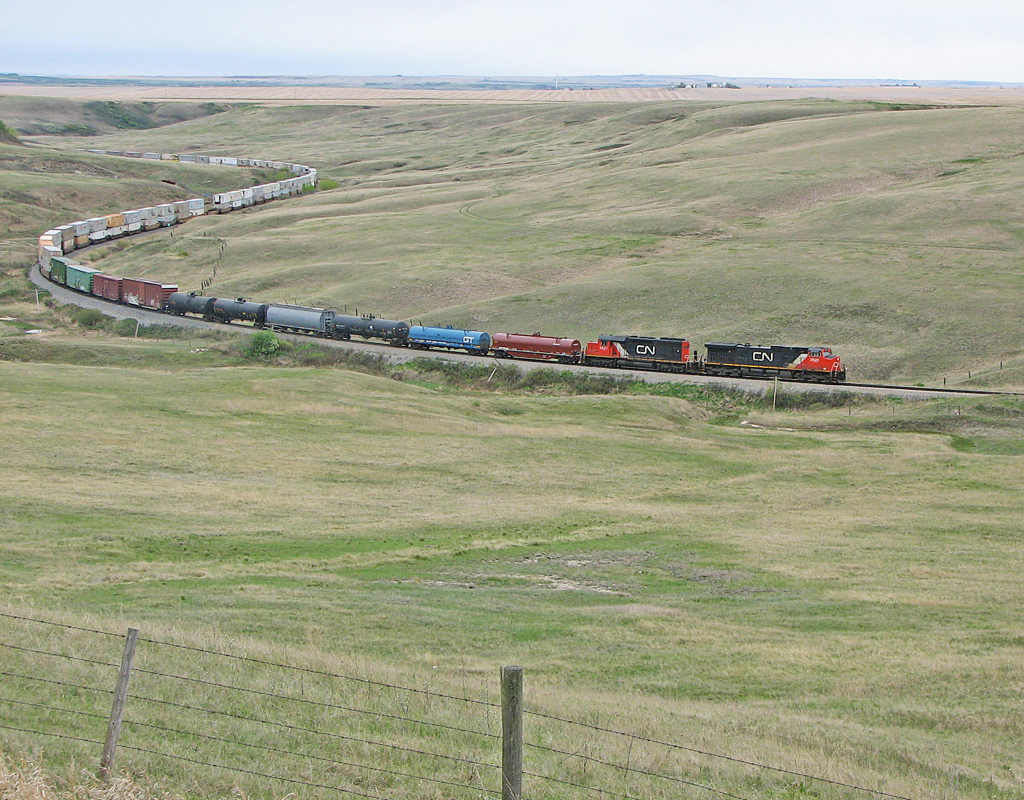 CN 2620 leads train 114 North of Drumheller. This line is no longer in operation in this area.