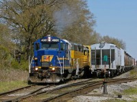 GEXR 580 pulls their lift out of the westend of the yard at Guelph prior to departing for Kitchener.