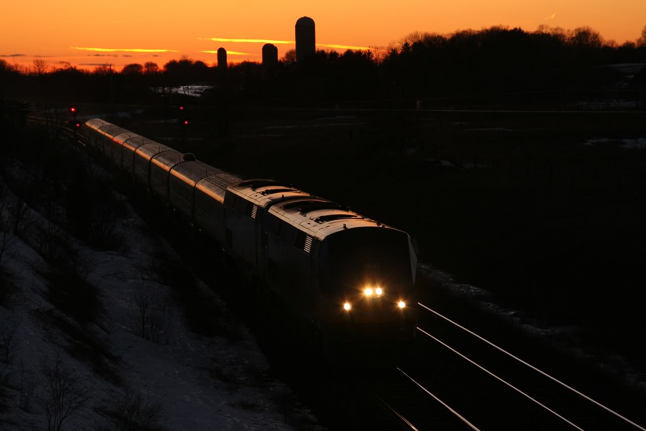 VIA 66 flies through Newtonville as the sun sets, next stop Dorval!