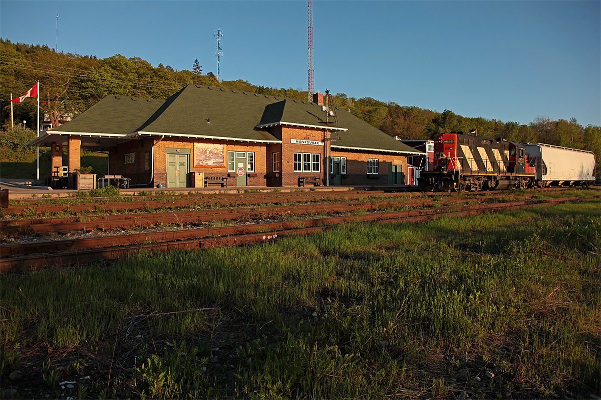 Okay, this is the real full view of Huntsville Station with 4132 at rest for the night out in front.