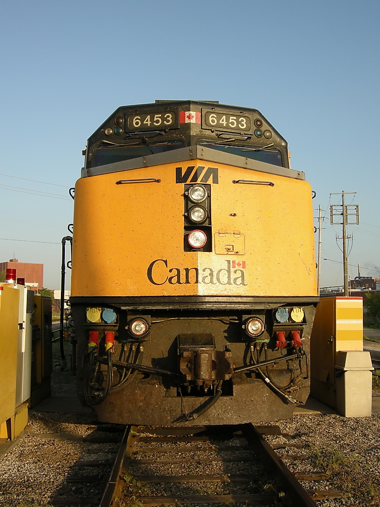 A nosey shot of VIA Rail 6453, the last of the original F40PH-2 in service that has not been rebuilt yet.