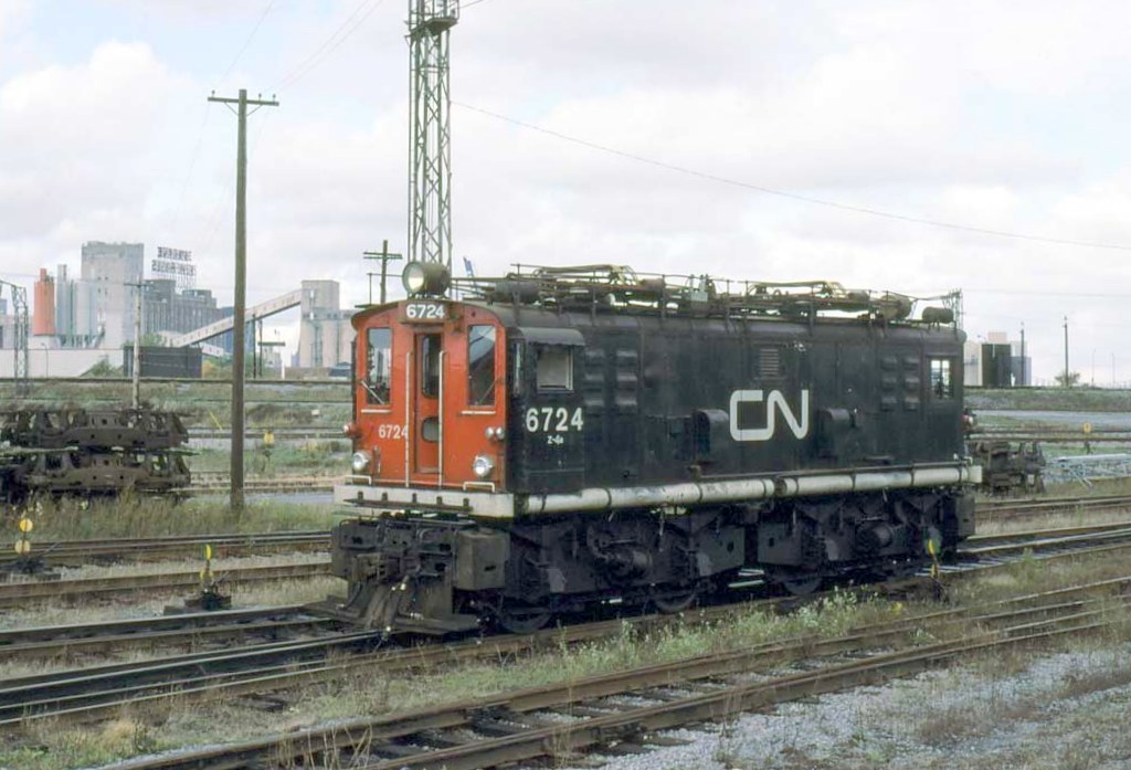 CN 6724 resting in the yard.