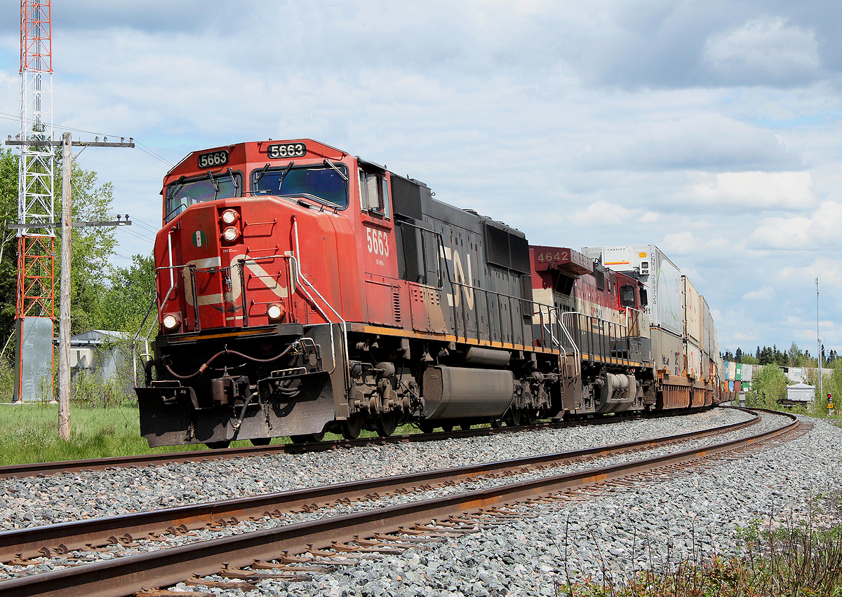 CN 107 passing through Caramat