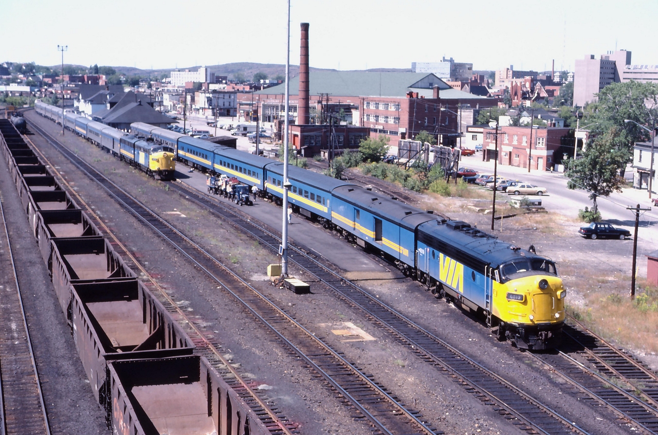 The Canadian has been split at Sudbury into the Toronto and Montreal sections.