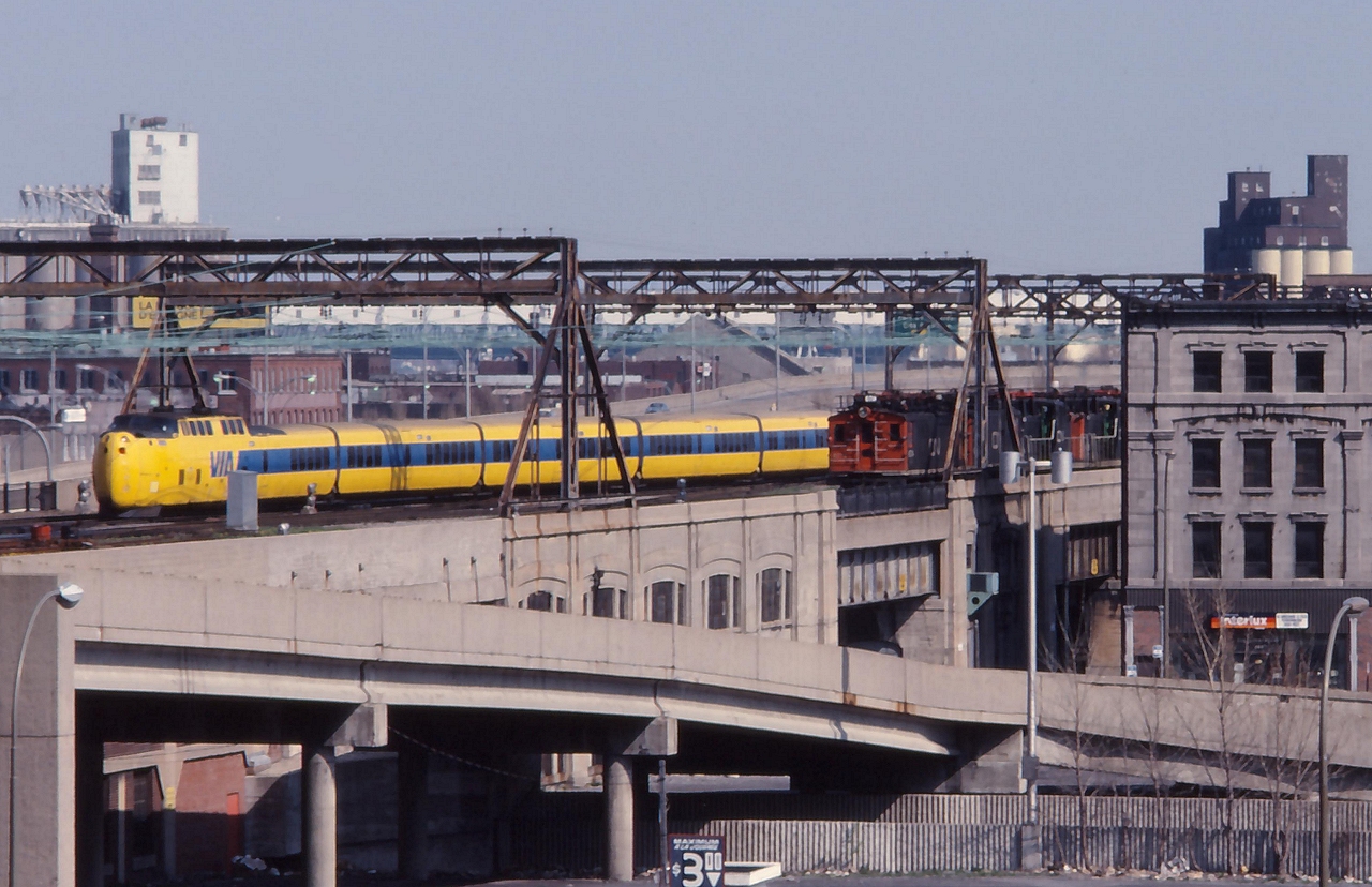 VIA 67 departs Montreal for Toronto.