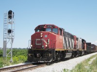 CN 439, led by 4791 and 4760 heads west to Windsor with a short train.