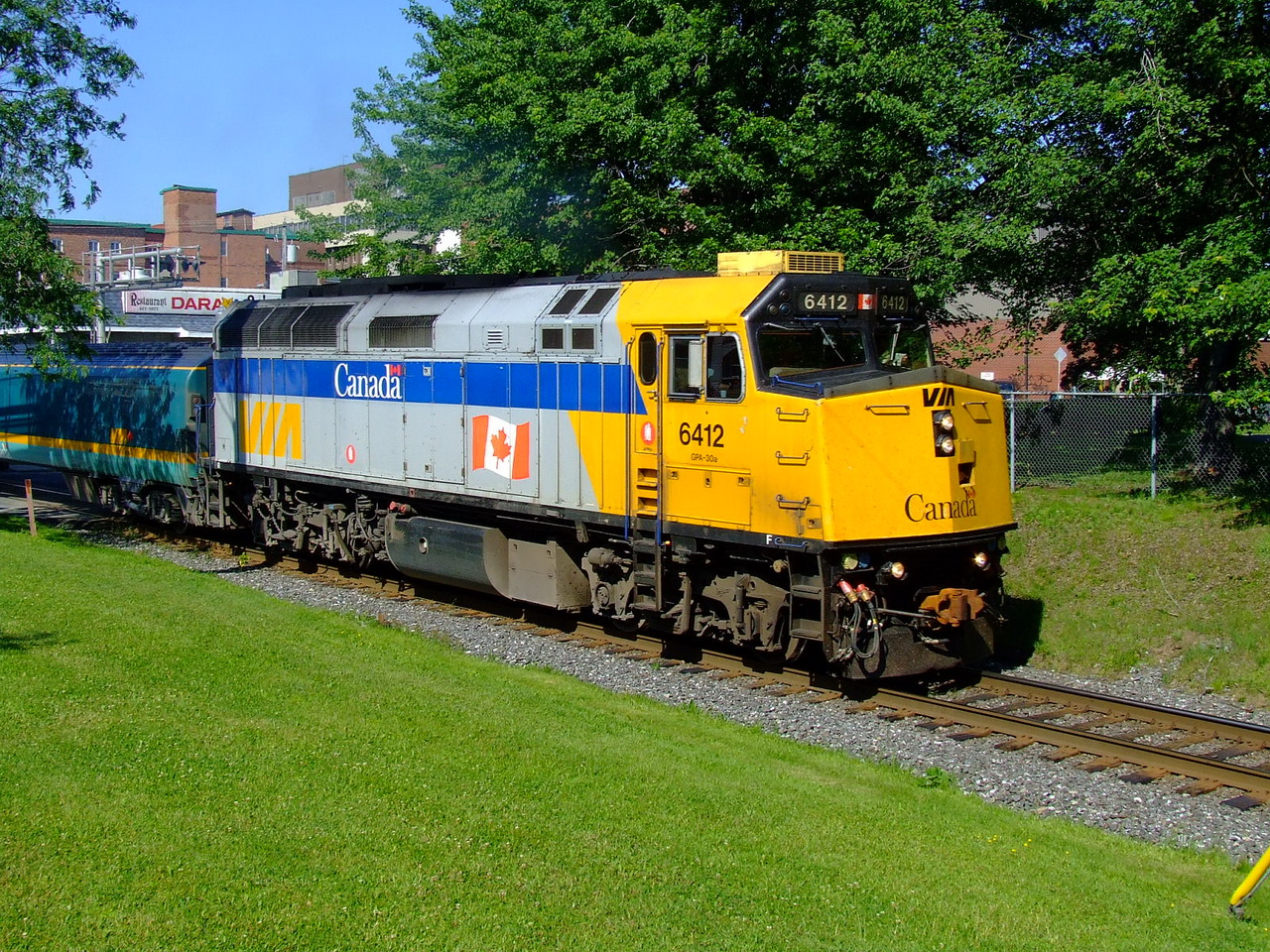 VIA 620 getting underway after a station stop.