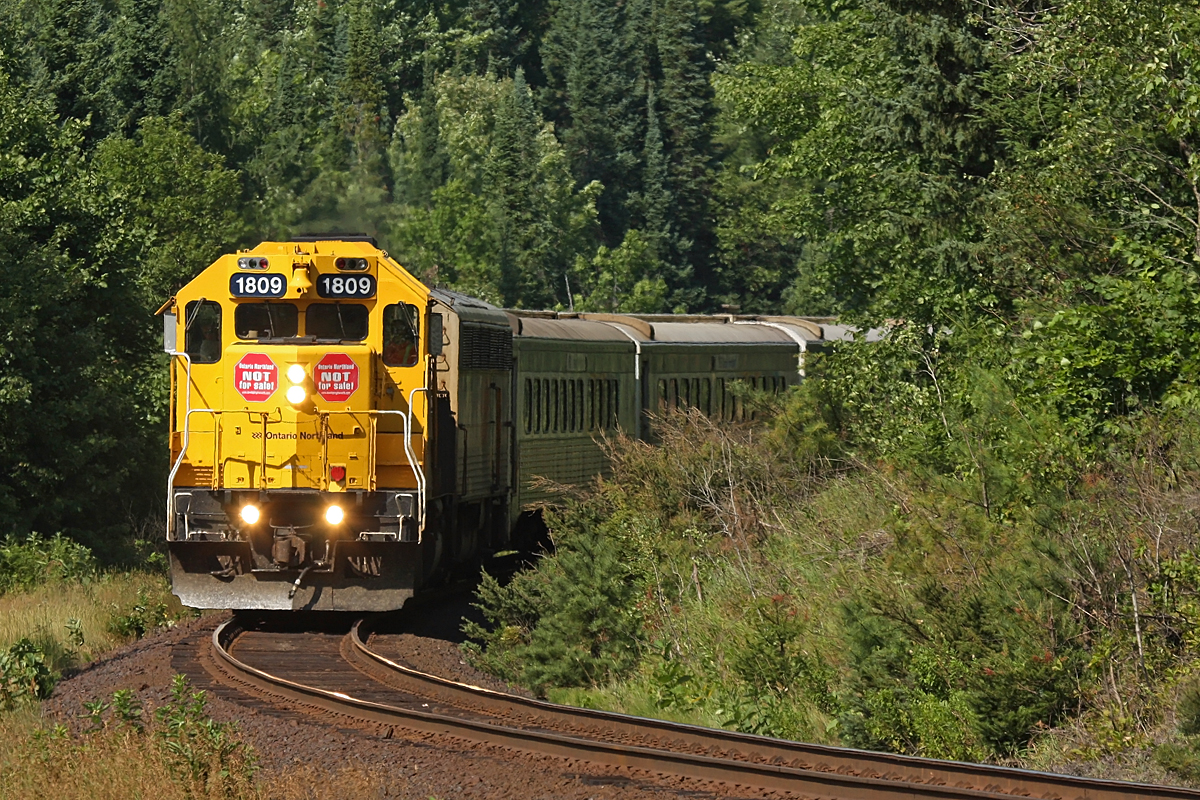 ONR 6981 hits the big curve at Utterson.