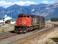 CN 417 leaving Jasper Yard with a great consist; CN SD40-2w #5252 and IC SD70 #1005.