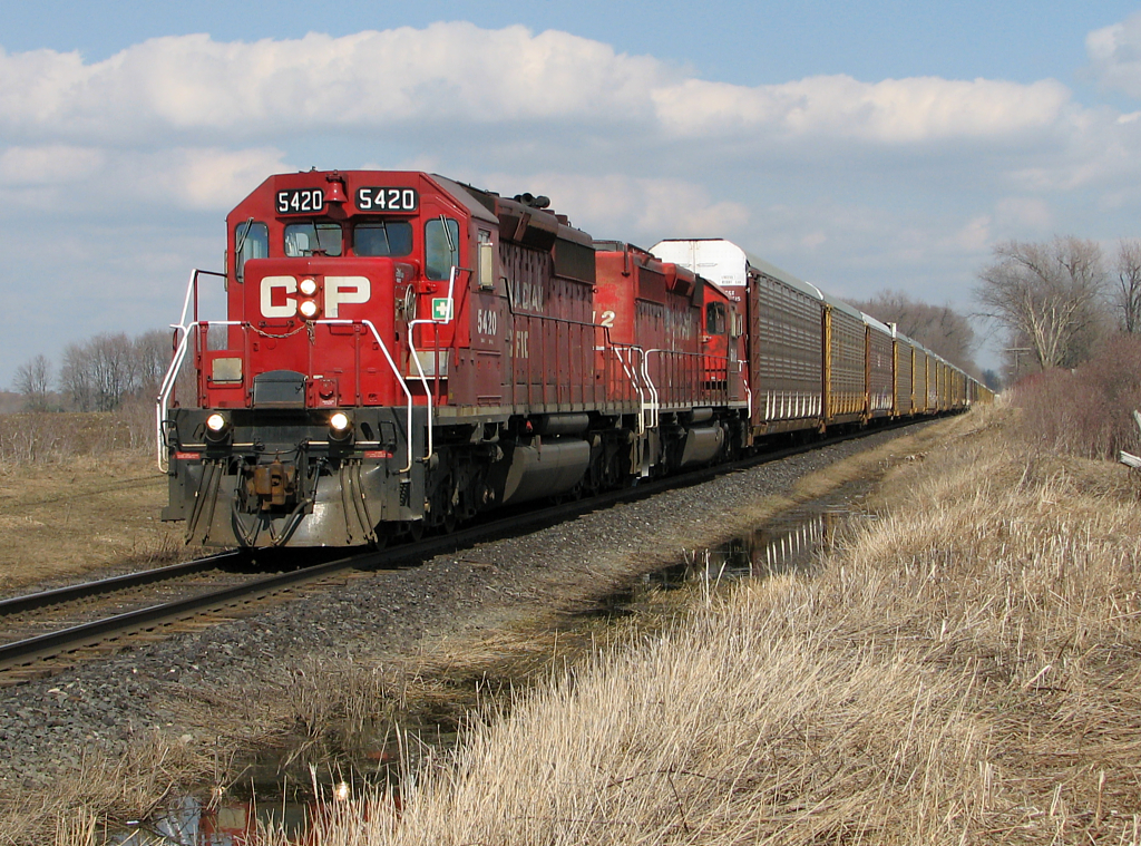 CP 441 approaches London with an ex-KCS leader.
